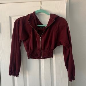 Cropped burgundy jacket